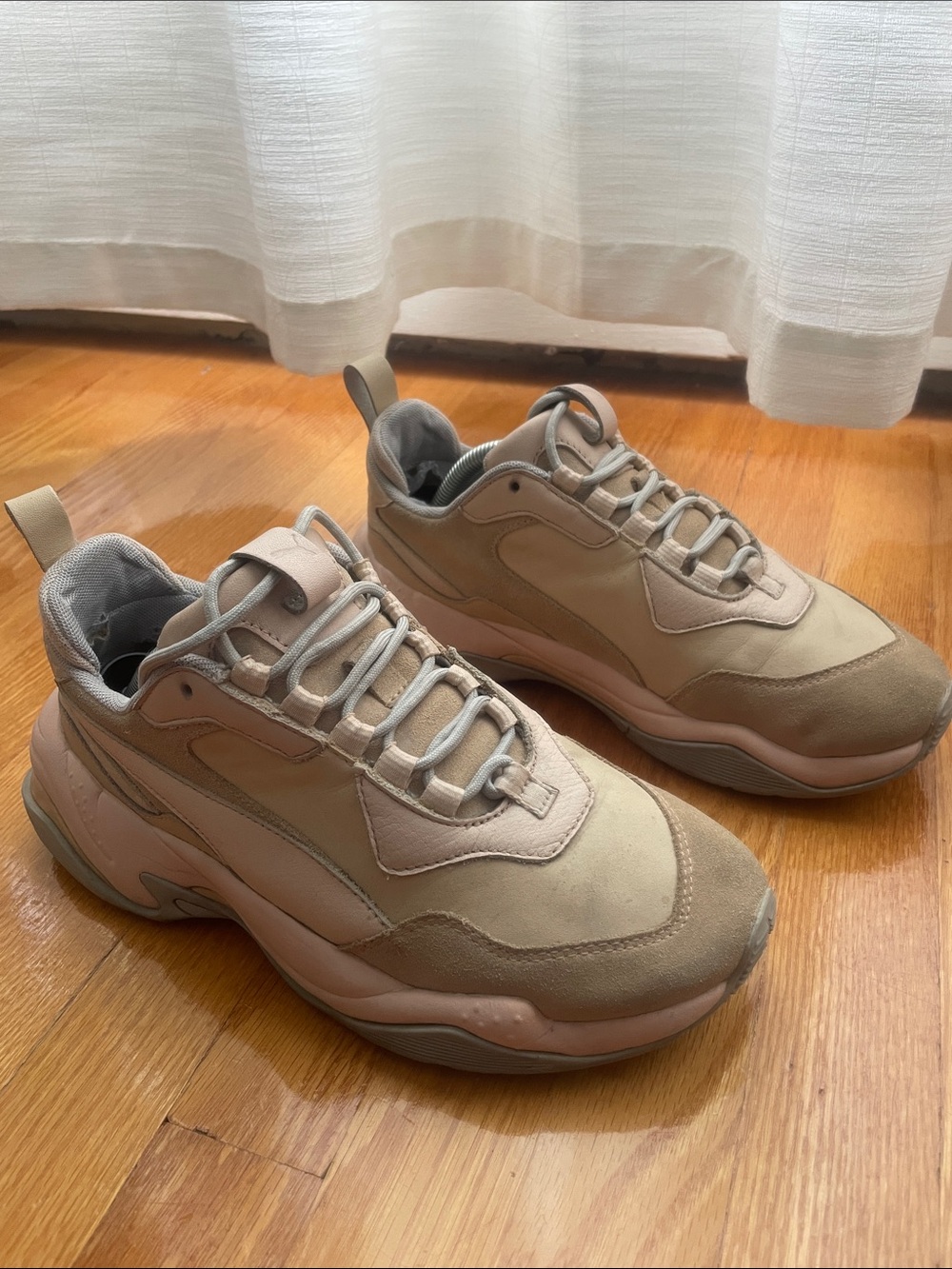 Puma Thunder Desert Sneakers